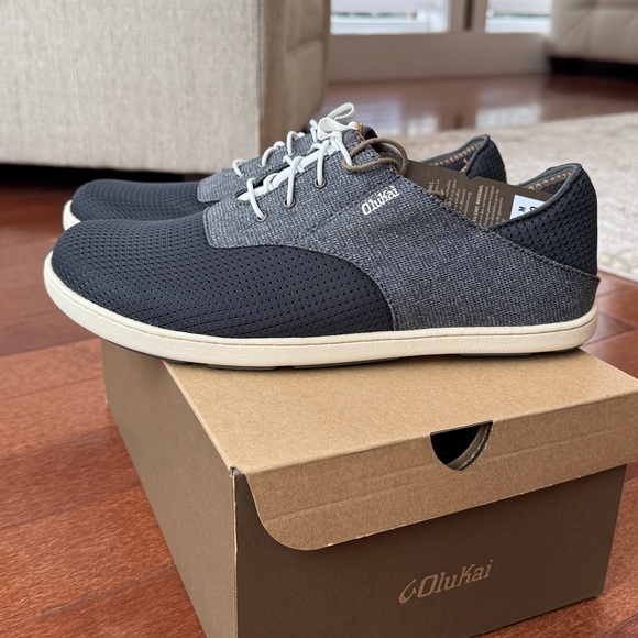 OluKai Nohea Moku. US Men’s 10. Dark Shadow - Picture 2 of 8